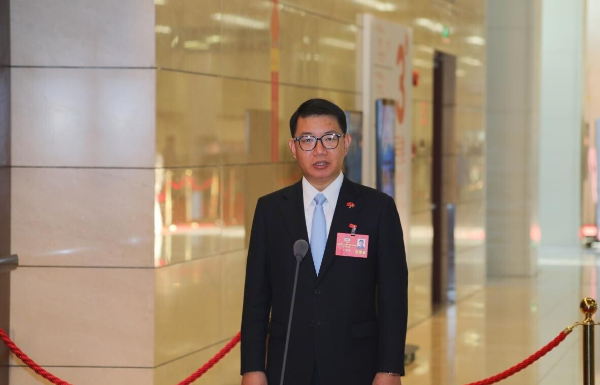 省政協(xié)委員、香港高等法院大律師、內地執(zhí)業(yè)律師吳英鵬：促進港澳律師融入國家發(fā)展大局