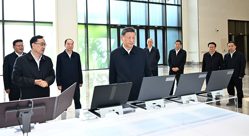 習(xí)近平在廣東考察